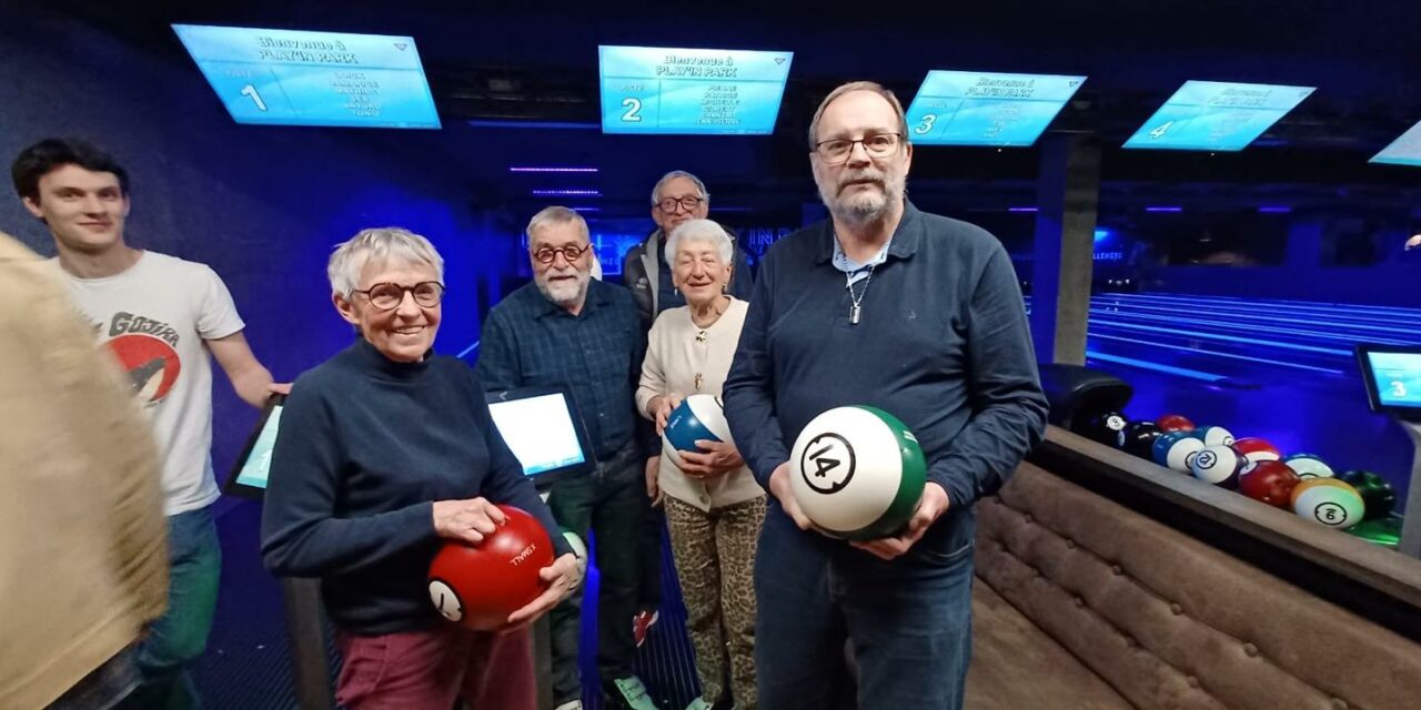 Strike collectif pour la soirée bowling du club 🎳